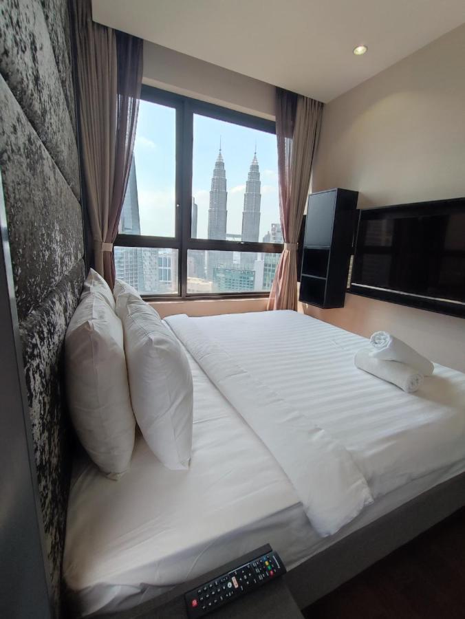 8 Kia Peng Suites Klcc By Luna Kuala Lumpur Luaran gambar