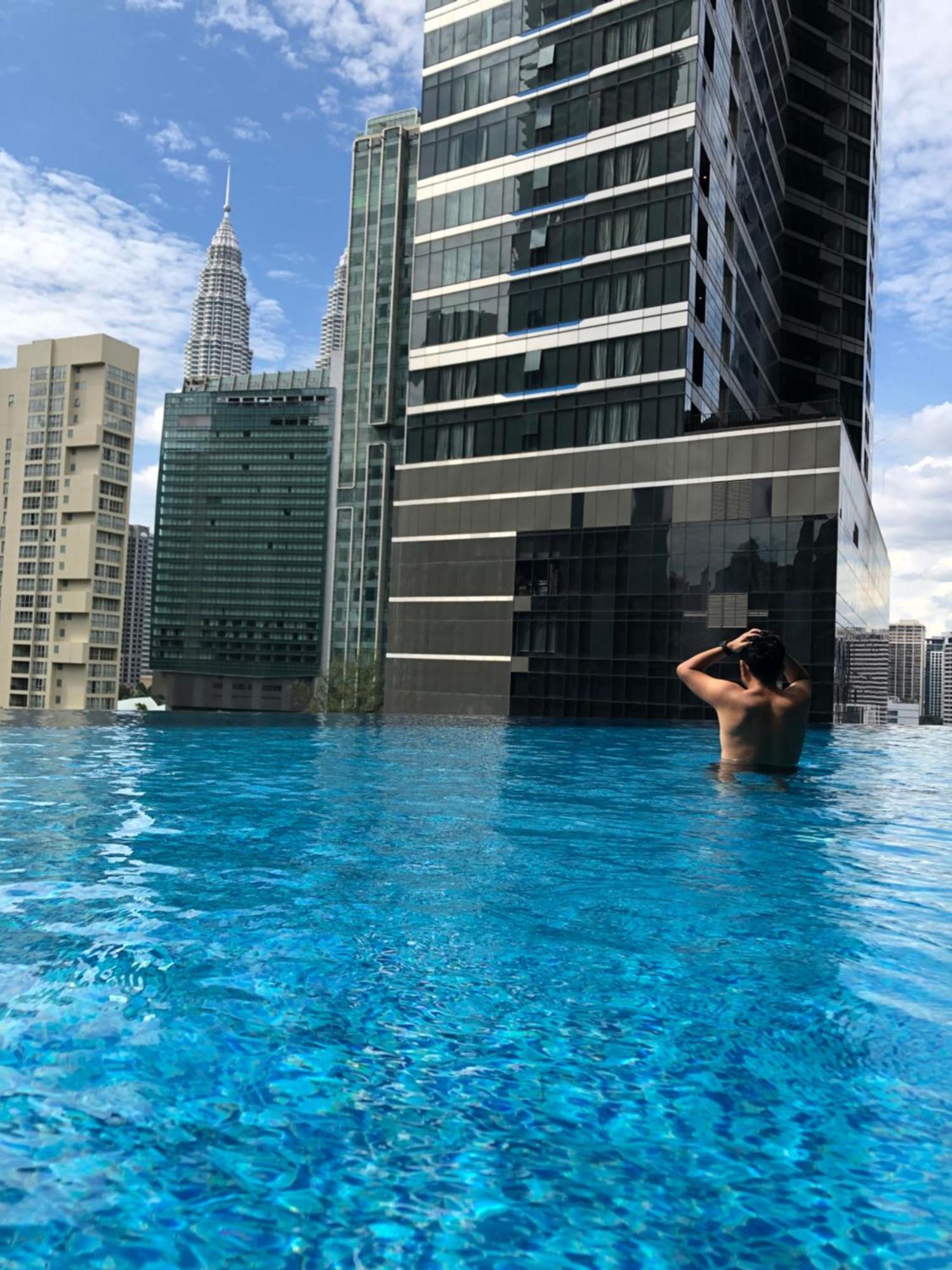 8 Kia Peng Suites Klcc By Luna Kuala Lumpur Luaran gambar