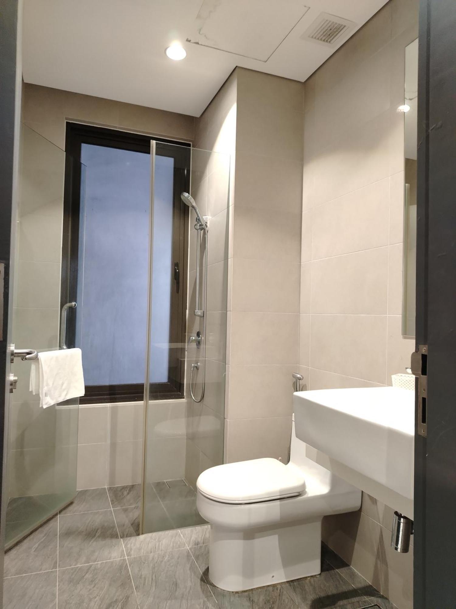 8 Kia Peng Suites Klcc By Luna Kuala Lumpur Luaran gambar