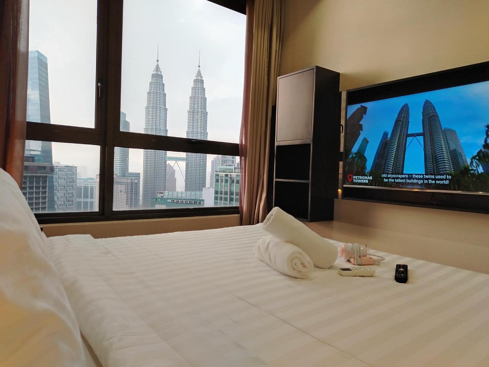 8 Kia Peng Suites Klcc By Luna Kuala Lumpur Luaran gambar