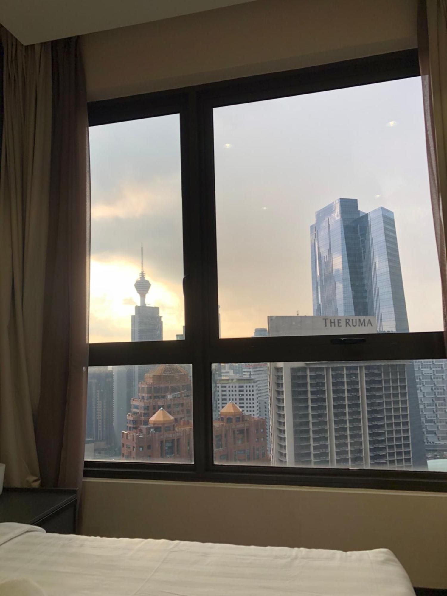 8 Kia Peng Suites Klcc By Luna Kuala Lumpur Luaran gambar