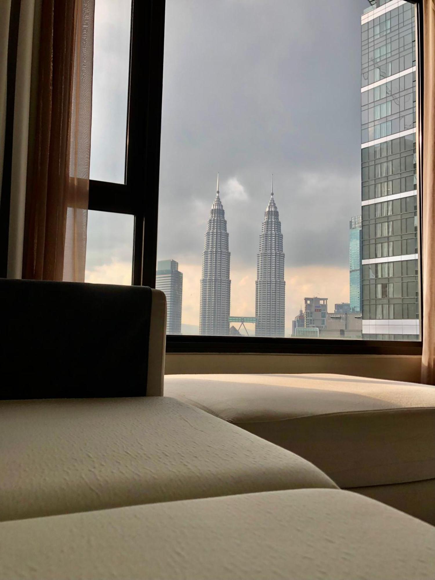 8 Kia Peng Suites Klcc By Luna Kuala Lumpur Luaran gambar